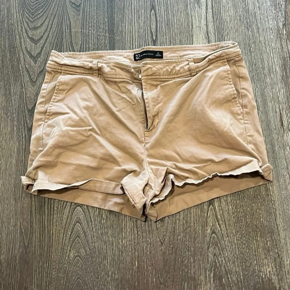 NY&C New York & Company Chino Shorts Mid Rise Cotton Blend Stretch Tan Size 12